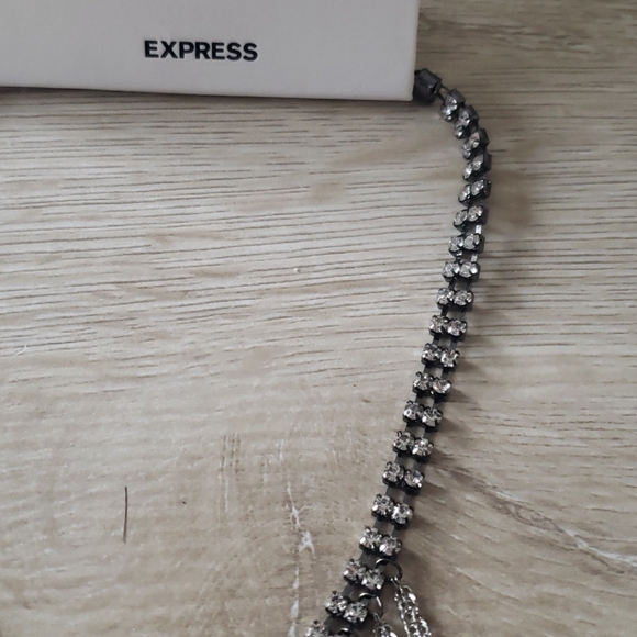 NWT Express bib choker necklace - Picture 3 of 6